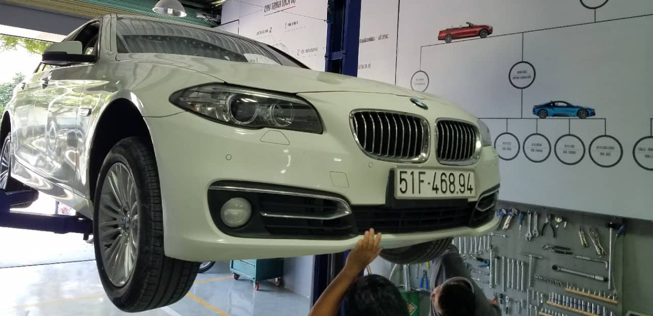 Xe BMW được sửa chữa, bảo dưỡng tại Garage An Phát Auto